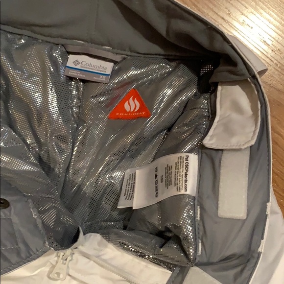 Columbia women’s white snow pants - Picture 10 of 10